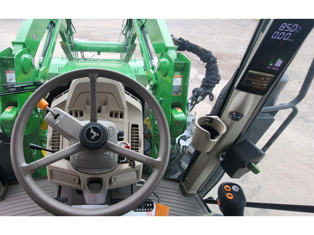 John Deere 6120m 2024 alt