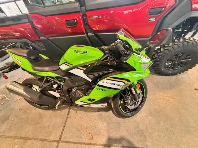 Kawasaki Ninja Zx-4rr Krt Zx4rr Zx 4rr Zx 4r Zx4 2025 alt