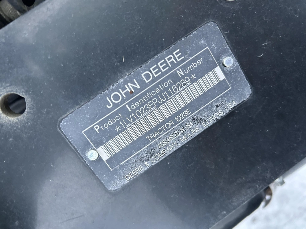 John Deere 1023e 2018 alt