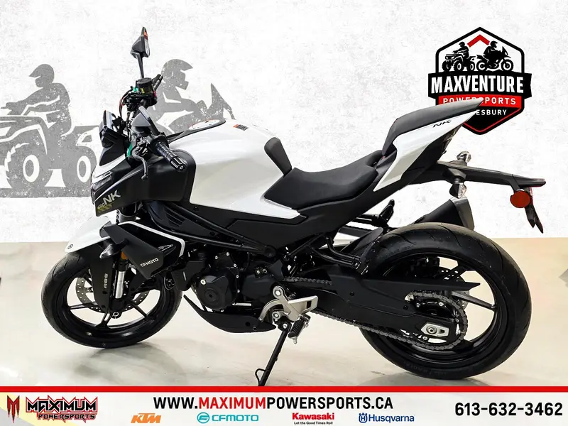 2026 CFMOTO 450 NK thumbnail 6
