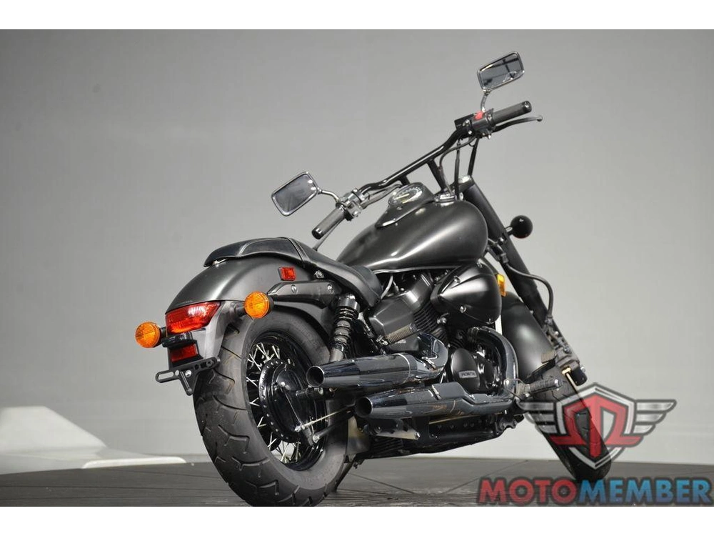 2022 Honda Shadow Phantom alt