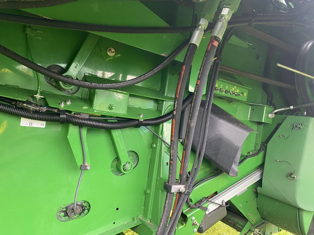 John Deere S660 2013 alt