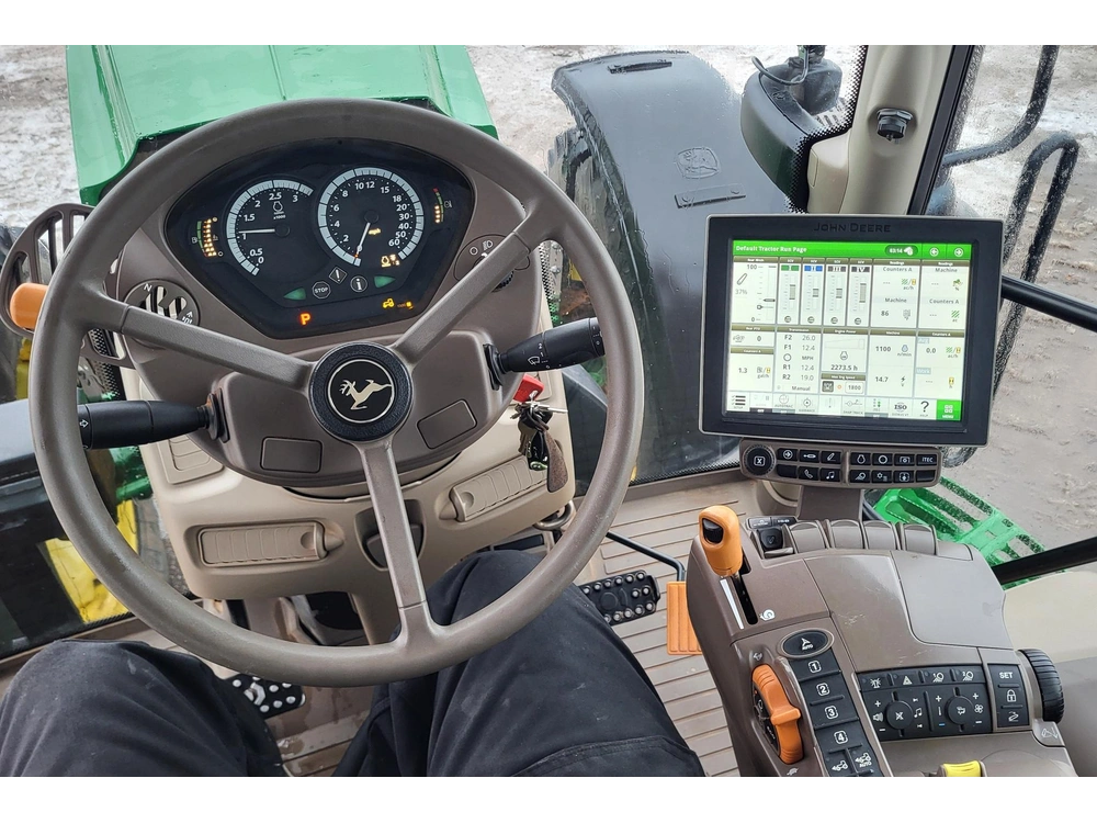 John Deere 6215r 2019 alt