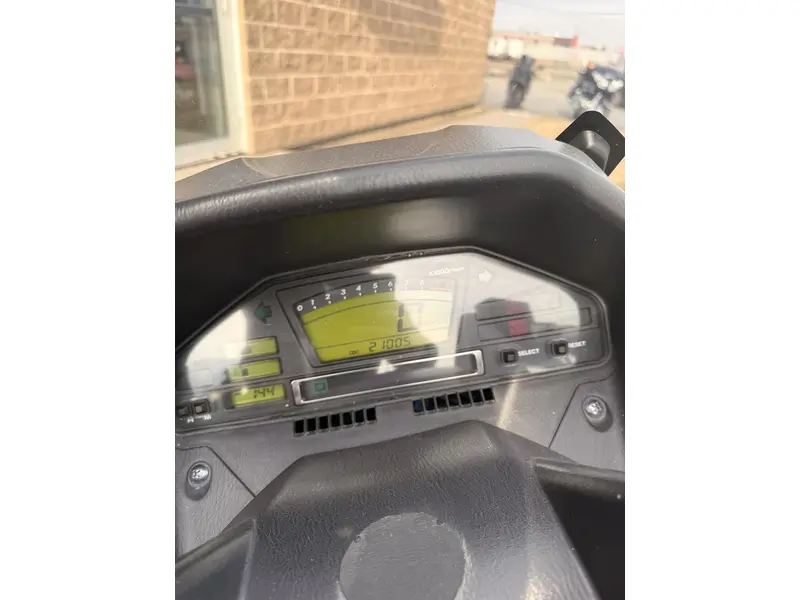 Suzuki BURGMAN 650 BURGMAN 650 EXECUTIVE 2006