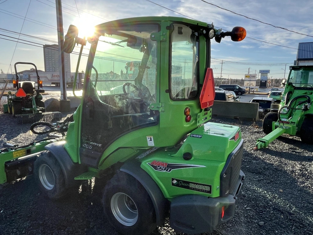 Avant M530 2023 alt