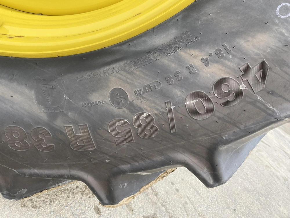 2022 John Deere 6120m alt