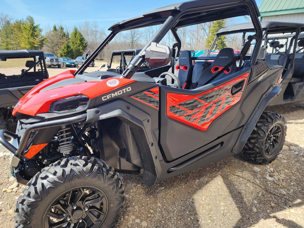 2026 Cfmoto Zforce 800 Trail Magma Red alt