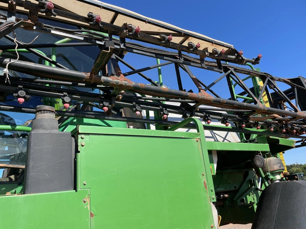 2011 John Deere 4730 alt