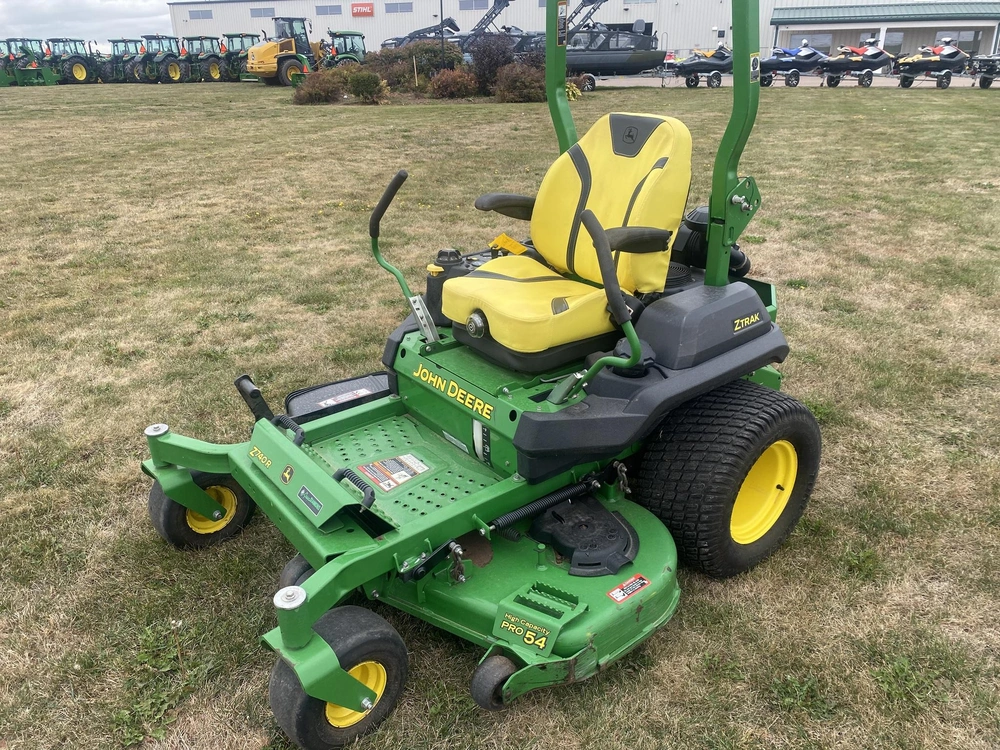 2019 John Deere Z740r alt