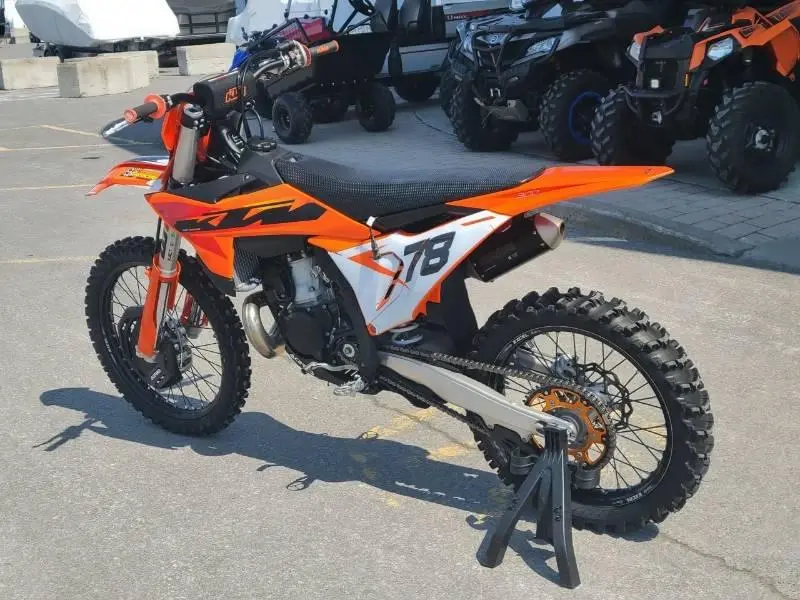 2025 KTM 300 SX thumbnail 5