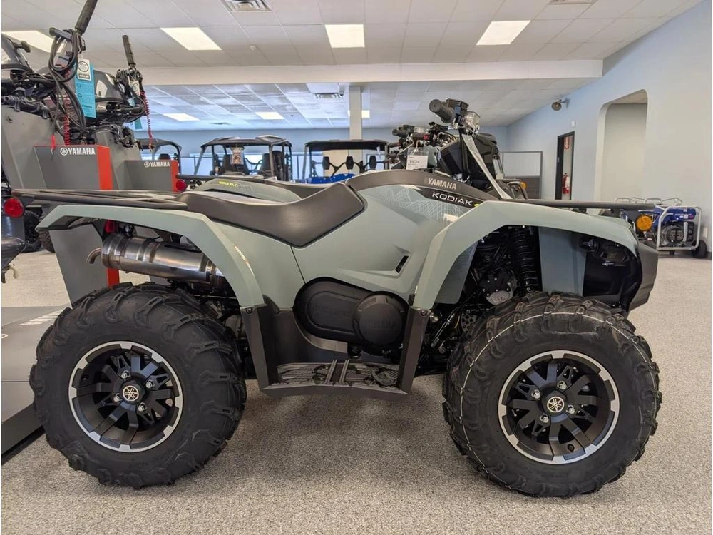 2026 Yamaha Kodiak 450 Eps Xt-r Moss Grey/tactical Black - Finance For $108 Bi-weekly All In Or Add Plow And Heated Handlebar Kit For Only $16 More Per Payment Based On Zero Downpayment! alt