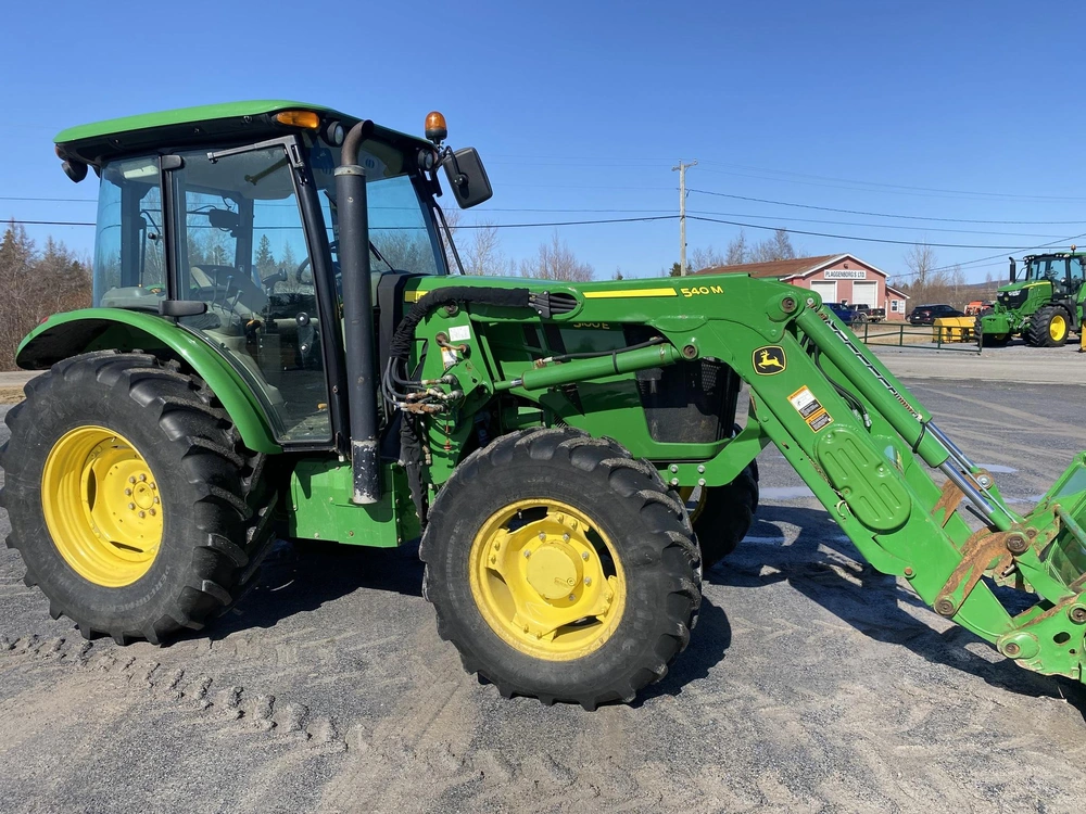 John Deere 5100e 2021 alt