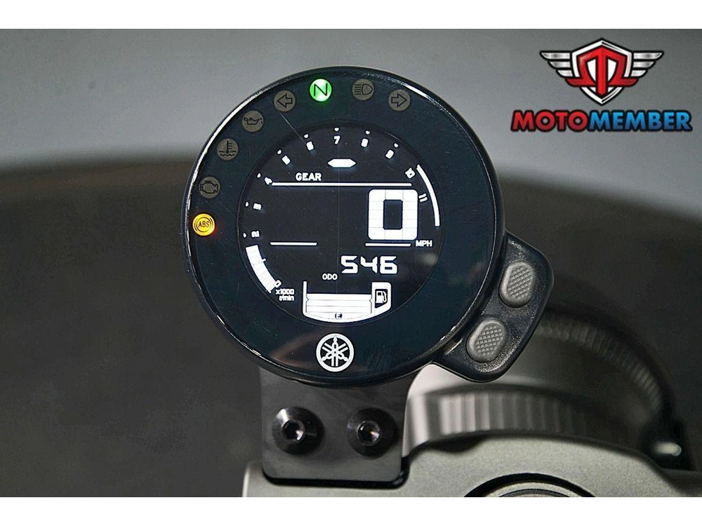 2025 Yamaha Xsr700 alt