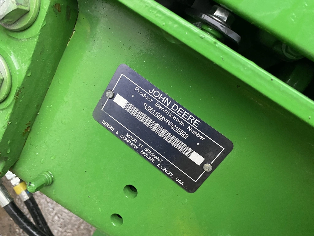 John Deere 6110m 2024 alt