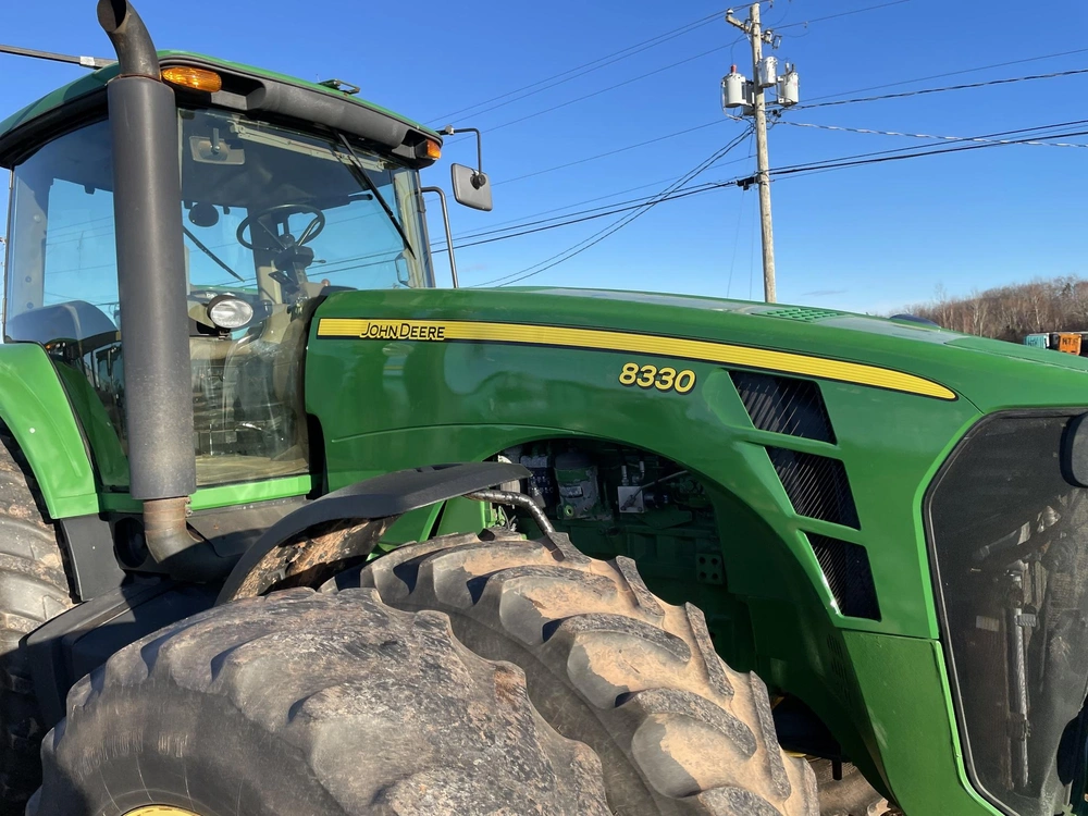 2008 John Deere 8330 alt