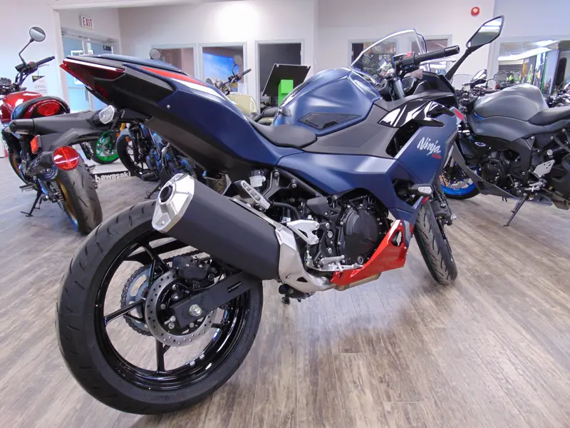 2026 Kawasaki NINJA 500 SE thumbnail 2