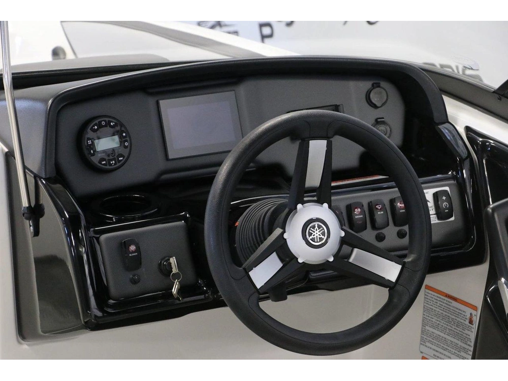 2026 Yamaha Ar190 alt