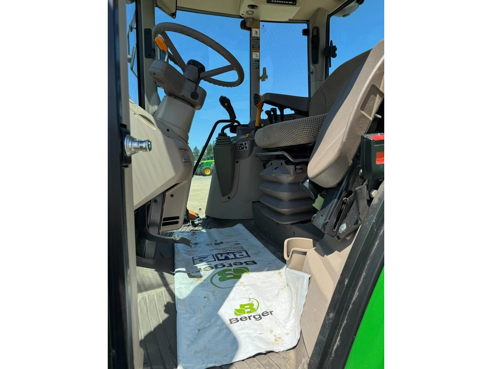 2024 John Deere 6110m alt