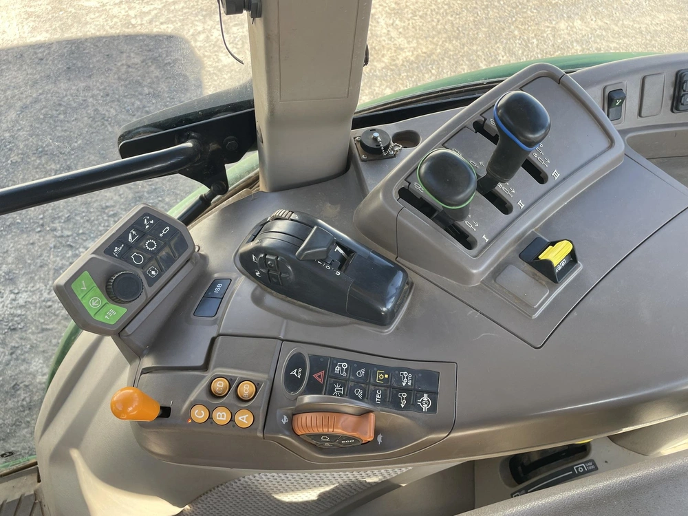 2019 John Deere 5115r alt
