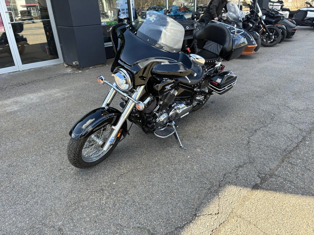 2010 Yamaha V Star 650 Midnight Custom alt