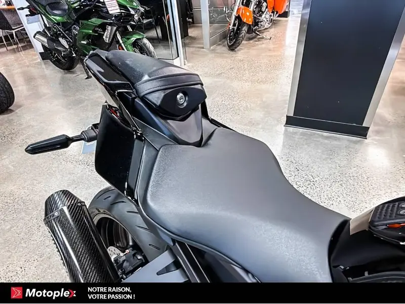 2025 Yamaha R9 FULL OPTIONS thumbnail 5