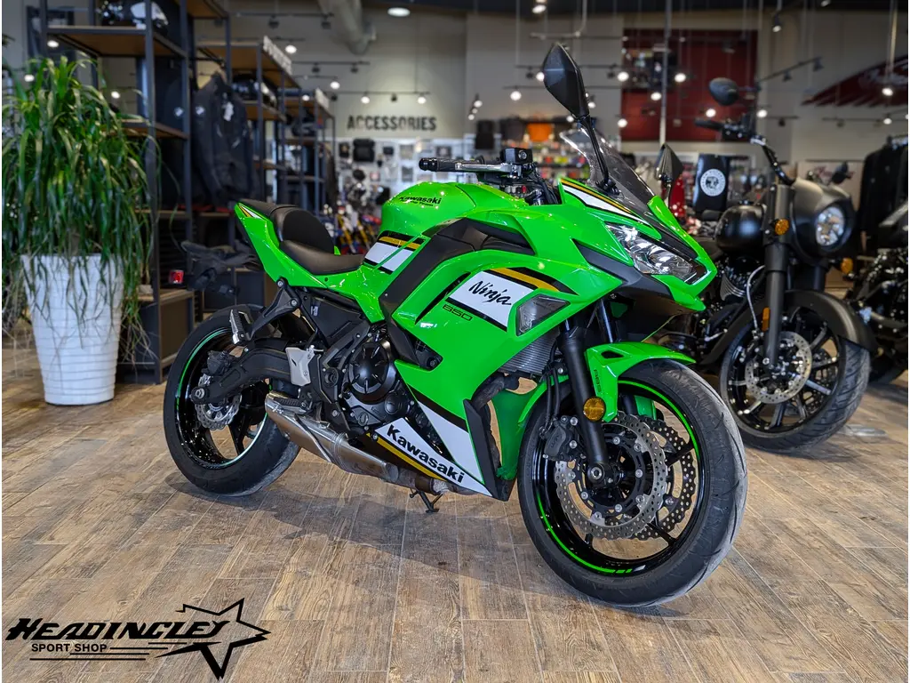 2025 Kawasaki Ninja 650 KRT Edition