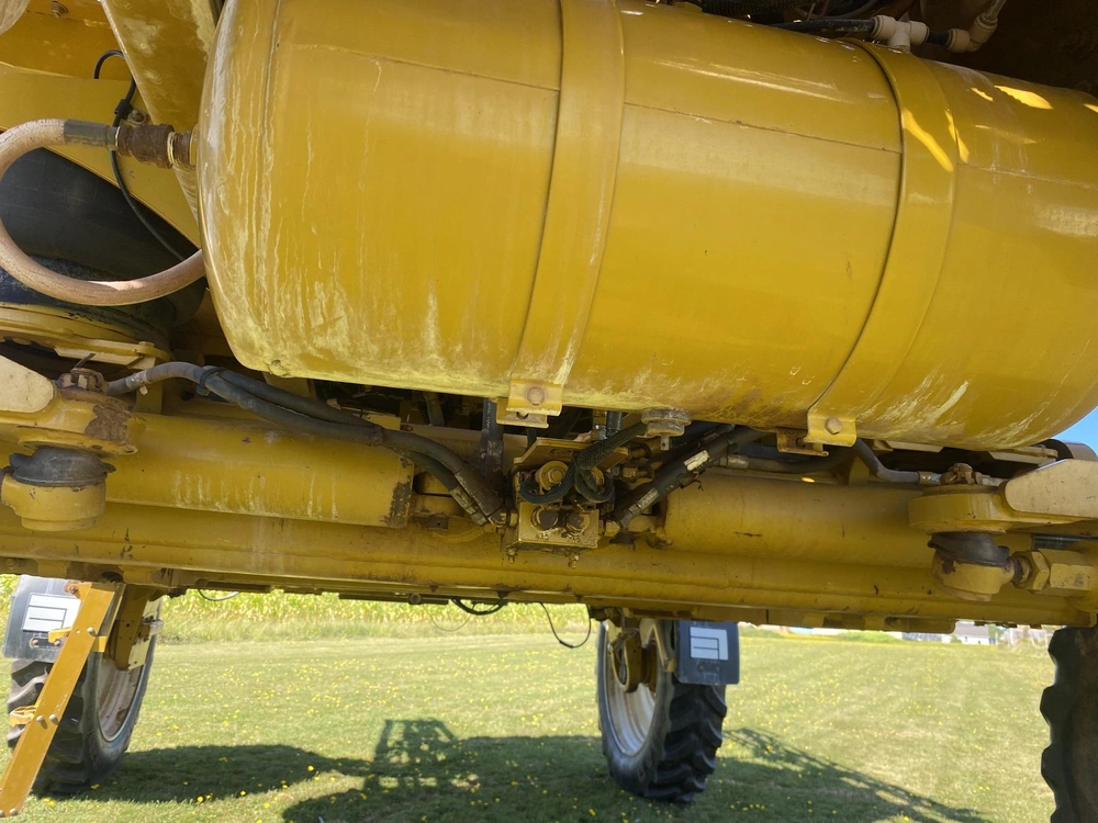 Rogator 1084 2009 alt