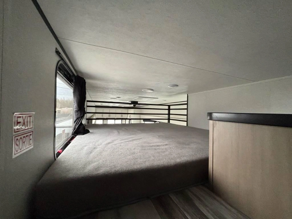 Jayco Jay Flight Bungalow 404loft 2026 alt