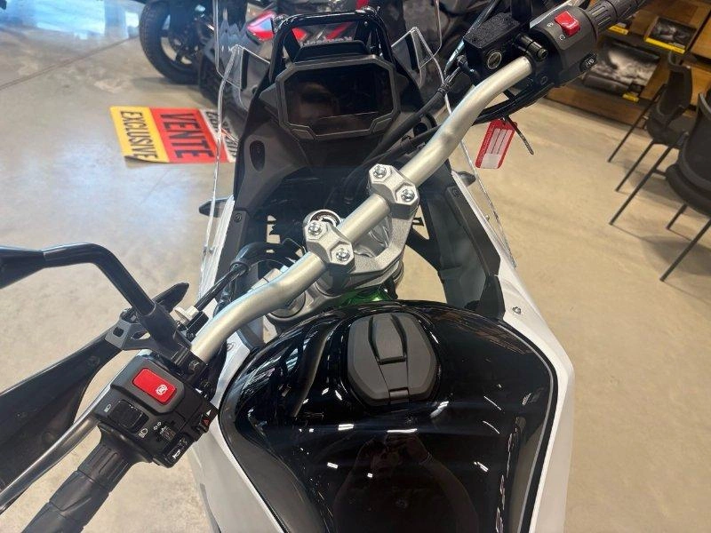 Kawasaki Kle500 Se 2026 alt