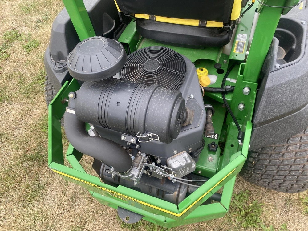 2019 John Deere Z740r alt
