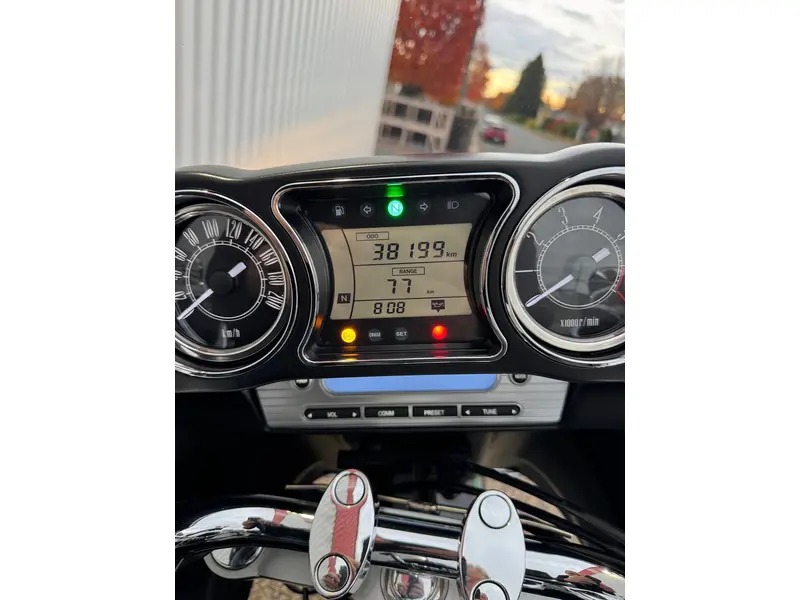 2017 Kawasaki VOYAGEUR thumbnail 7