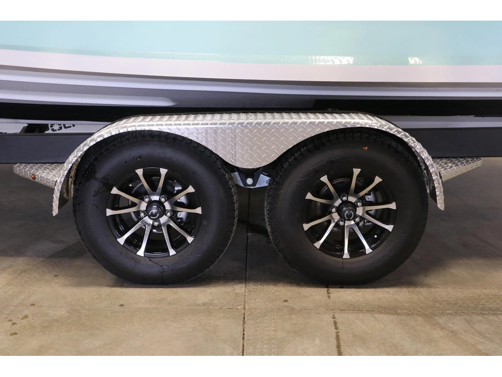 2026 Yamaha 222s alt