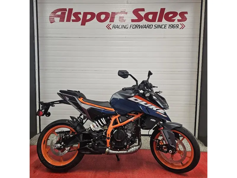 2025 KTM DUKE 390