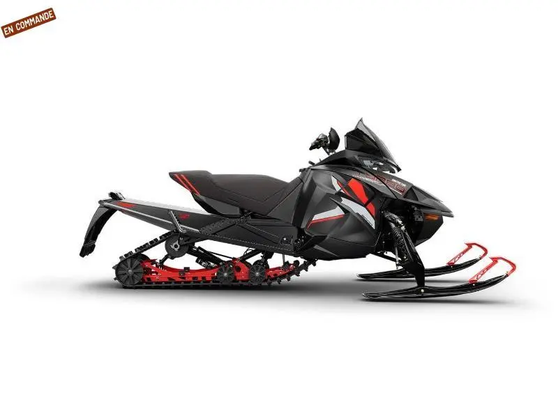 Arctic Cat ZR 9000 Thundercat 137 w/Arctic Cat G8 Display 2027