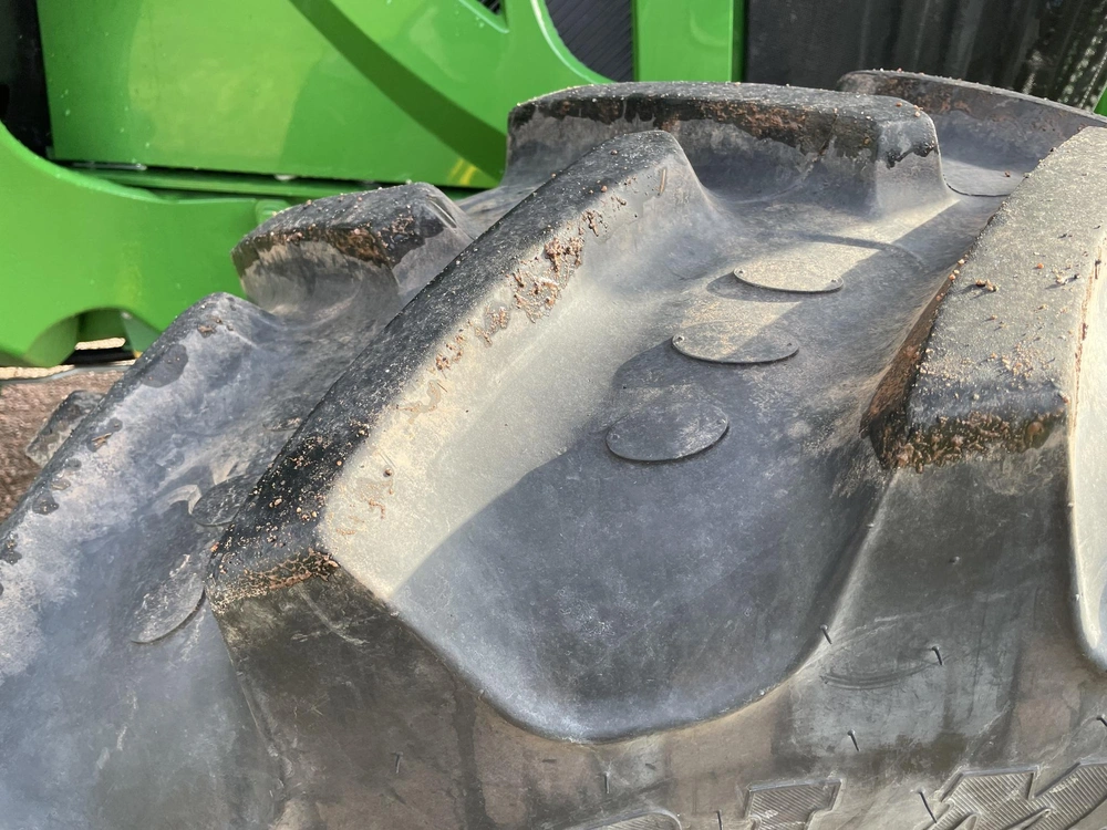 2024 John Deere 6120m alt