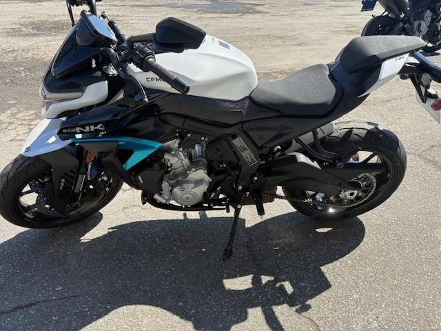 Cfmoto 675 Nk 2026 alt