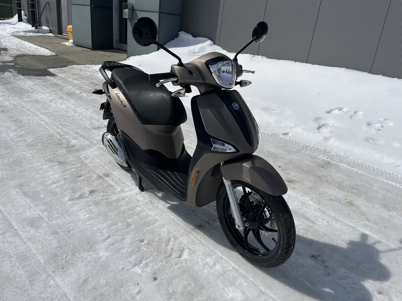 2024 Piaggio LIBERTY 50 S thumbnail 2