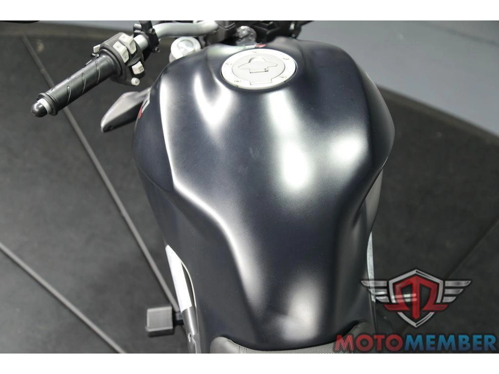 2018 Ducati Monster 797 Plus Dark Stealth alt