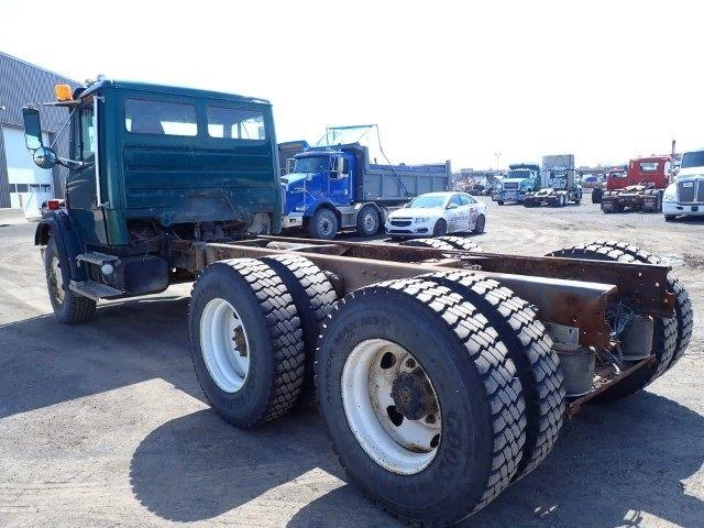 Freightliner Fl80 2003