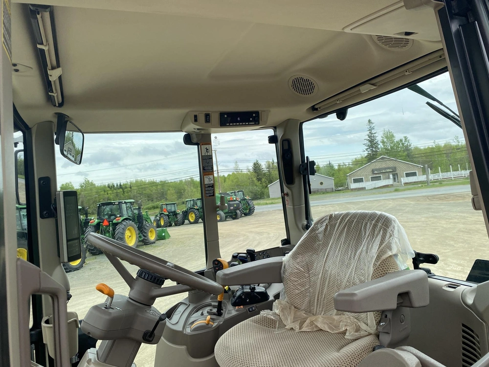 John Deere 6155m 2024 alt