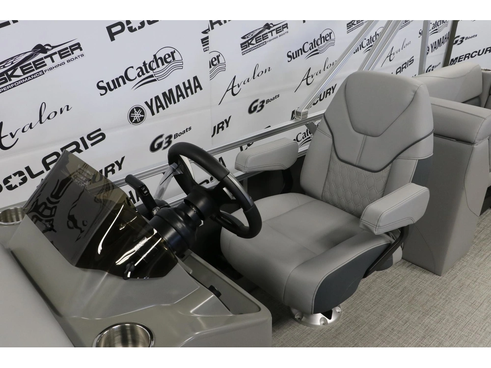 Avalon Vls 2180 Quad Lounger + Yamaha 70 Hp 2026 alt