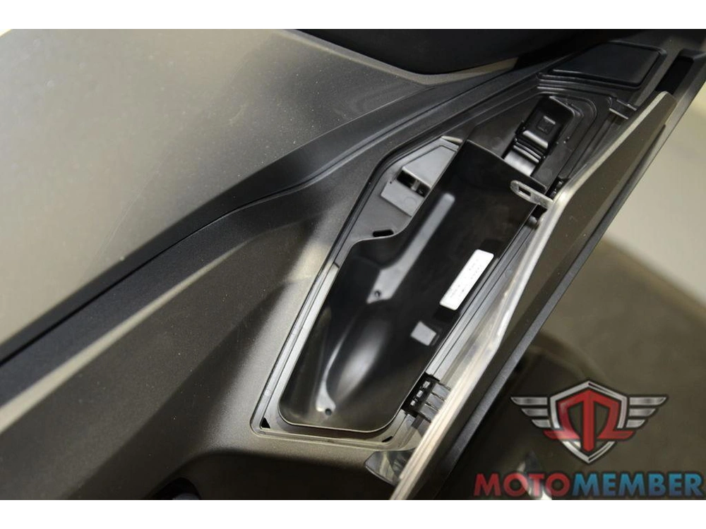 2025 Honda Gold Wing Tour Automatic Dct alt