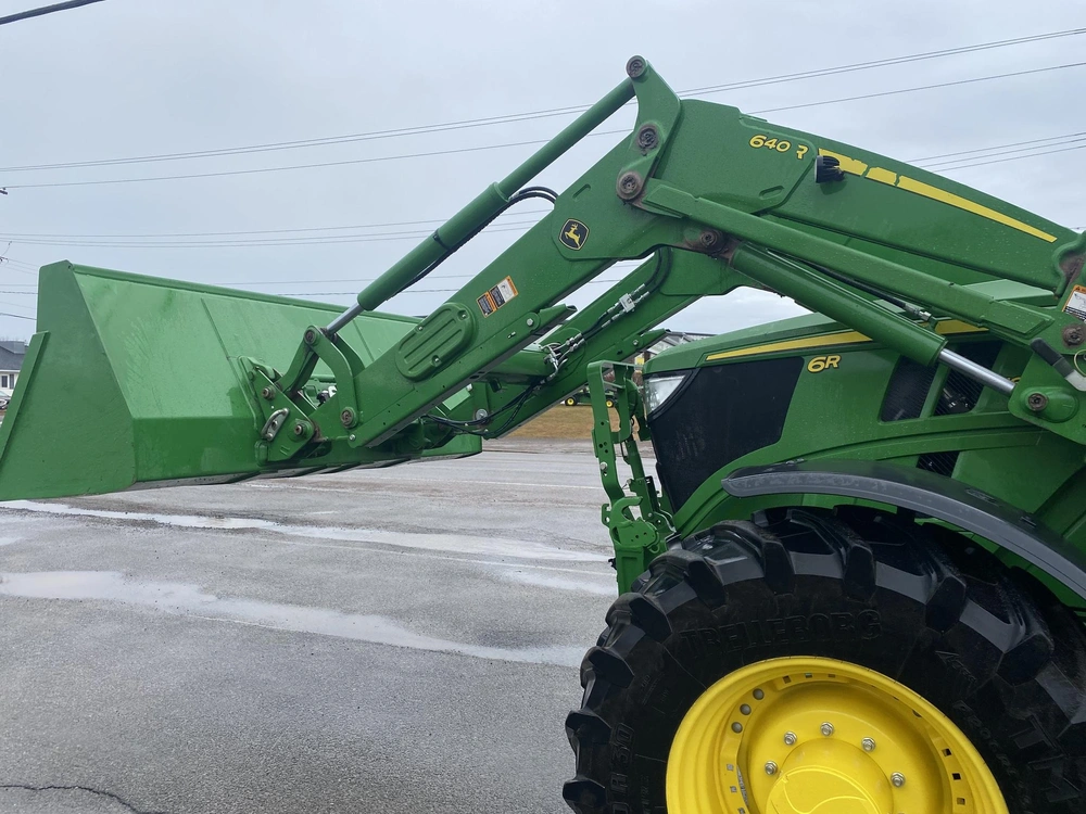 2024 John Deere 6r 185 alt