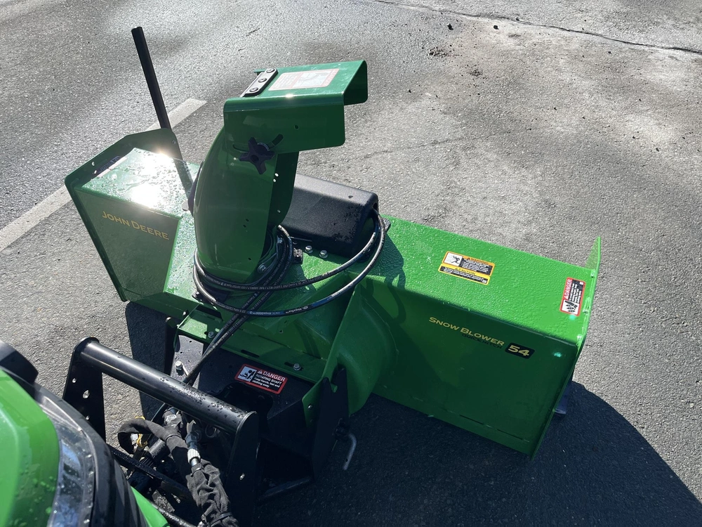 2021 John Deere X739 alt