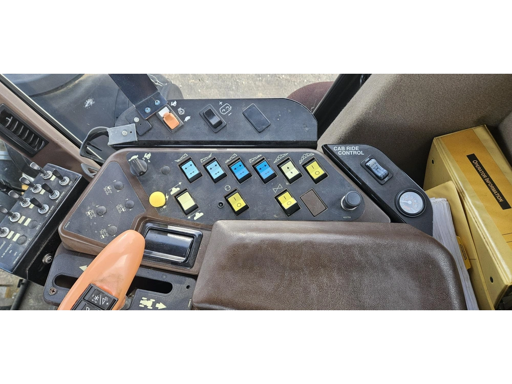 Rogator 874 2006 alt