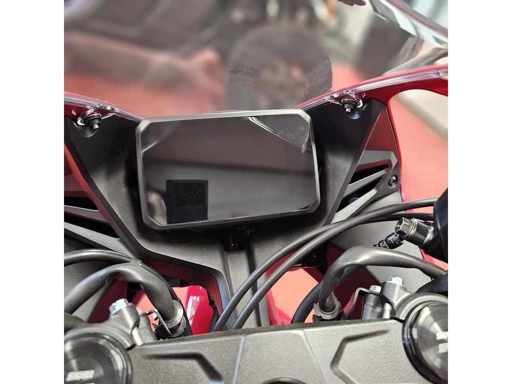 2025 Honda Cbr650r alt