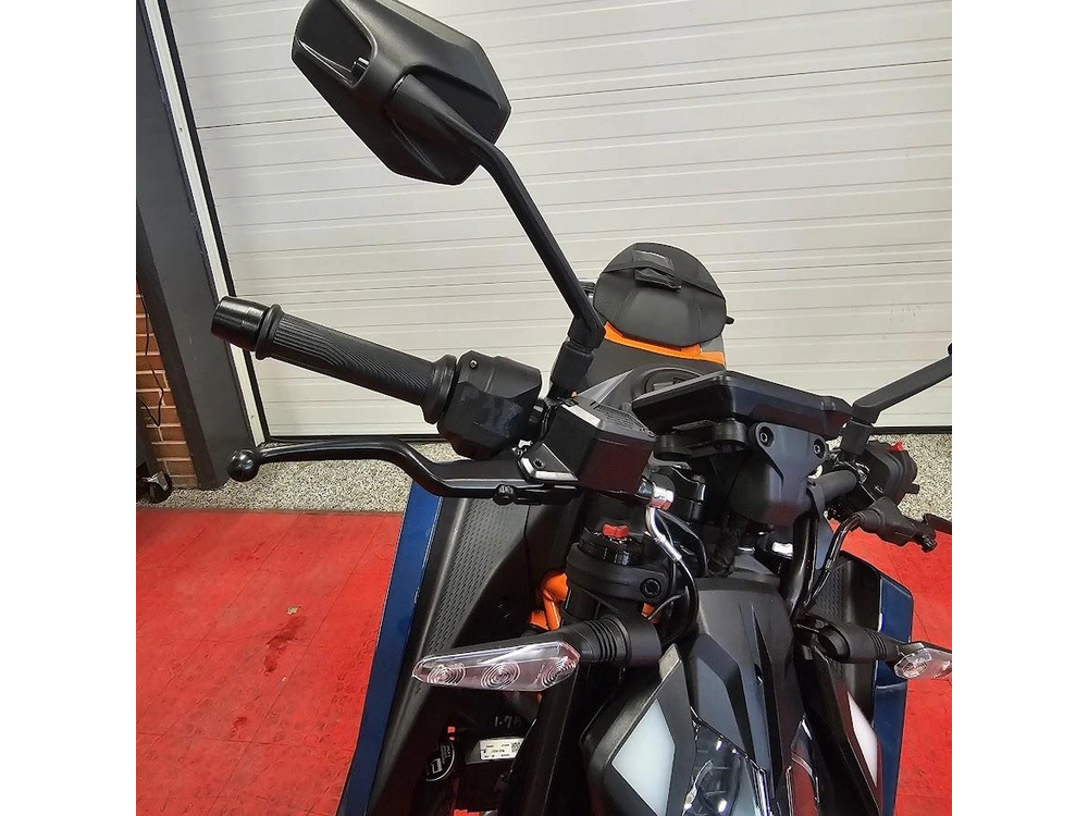 2025 Ktm Duke 390 alt