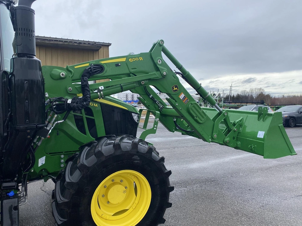 2024 John Deere 6120m alt