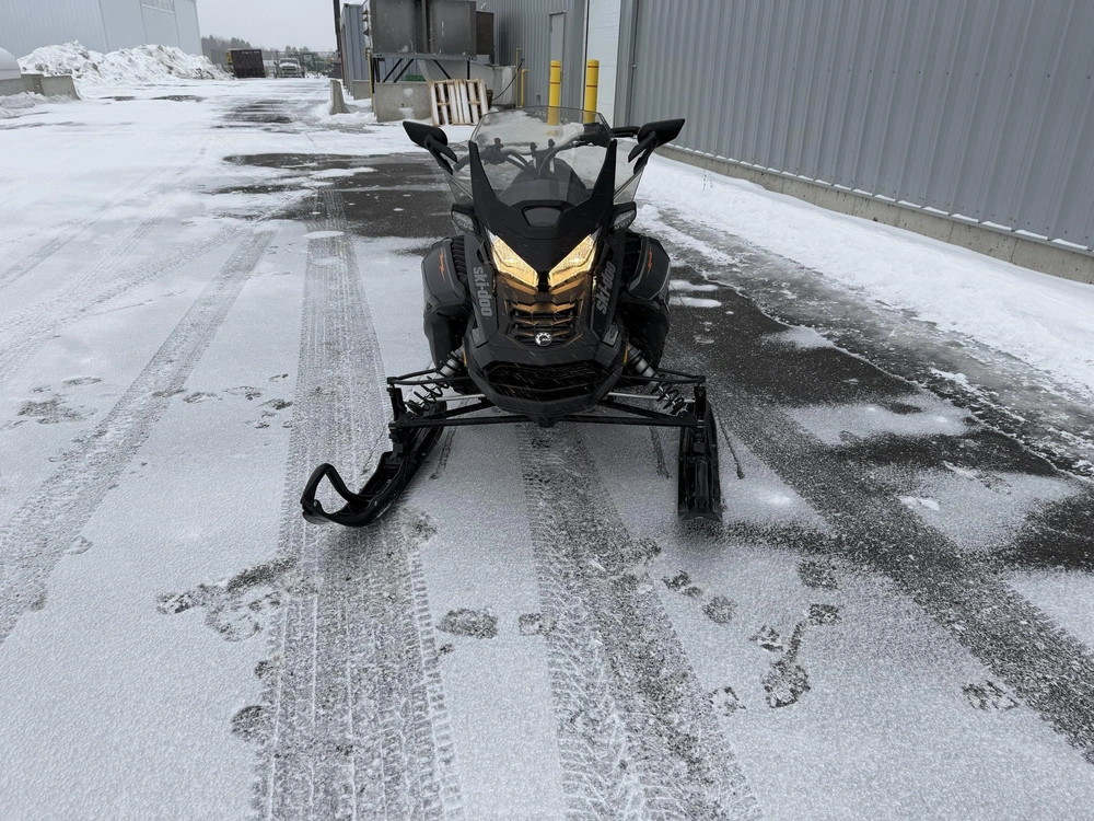 Ski-doo Renegade Adrenaline 900 Turbo 2020 alt