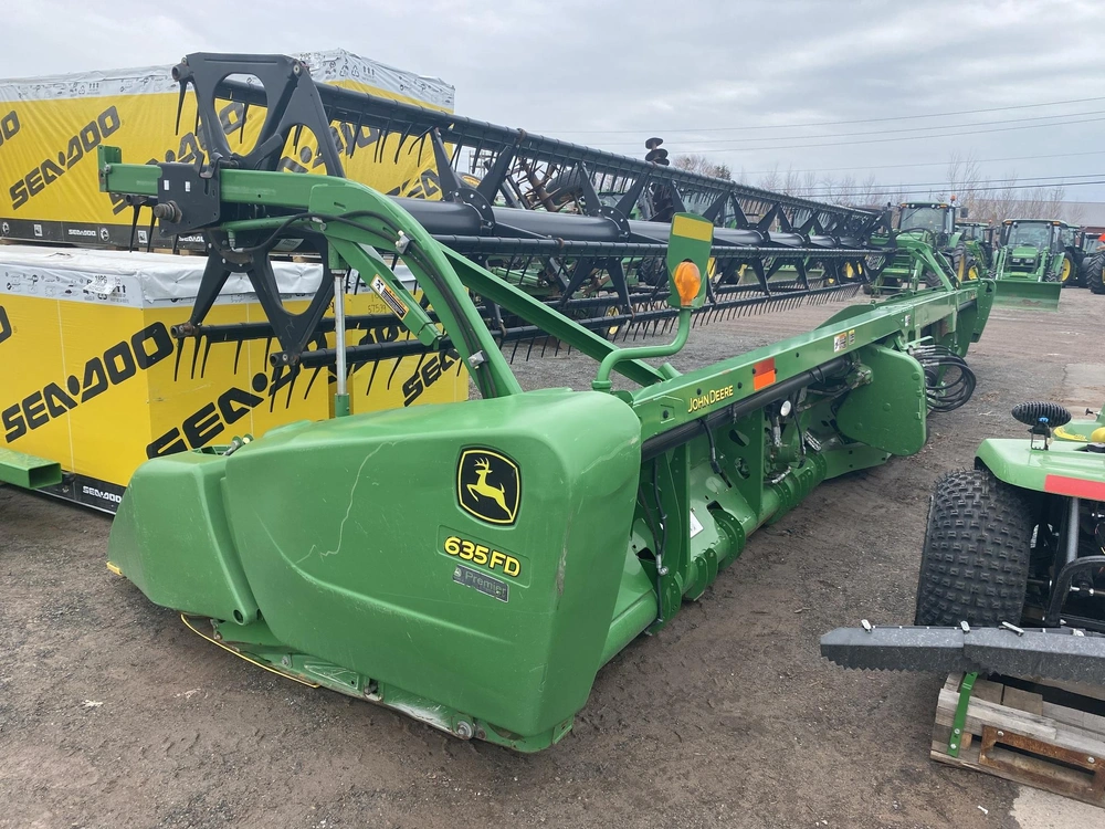 John Deere 635fd 2013 alt